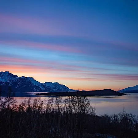 Aurora View 別荘 *